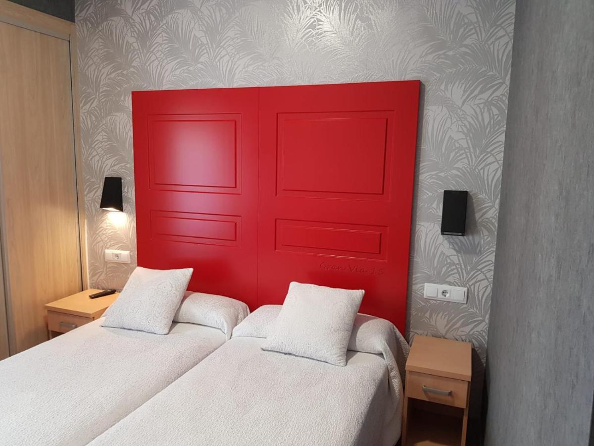 Hostal Avenida Madrid Kültér fotó