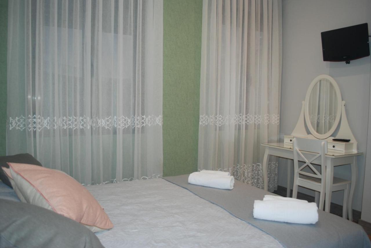 Hostal Avenida Madrid Kültér fotó