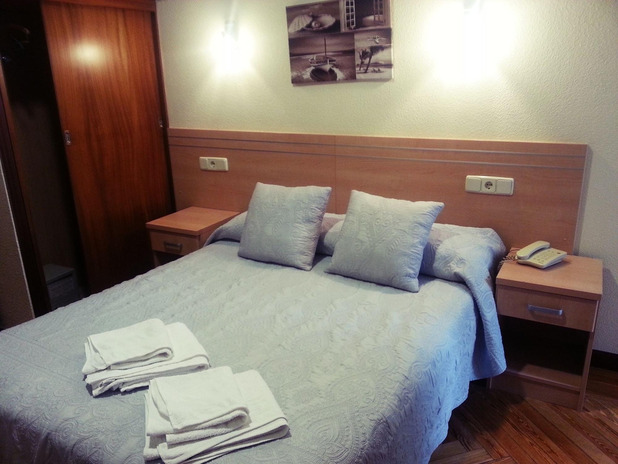 Hostal Avenida Madrid Kültér fotó